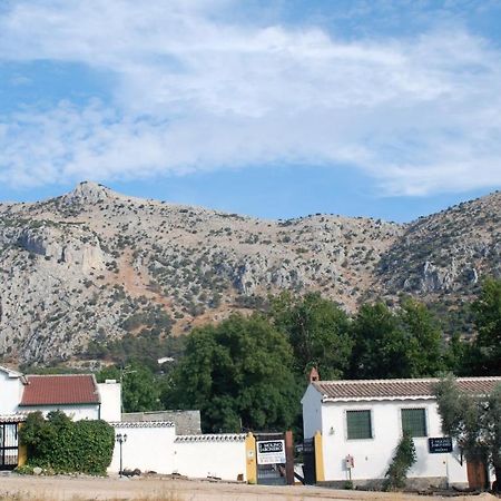 Molino Jabonero Guest House Villanueva del Trabuco Luaran gambar