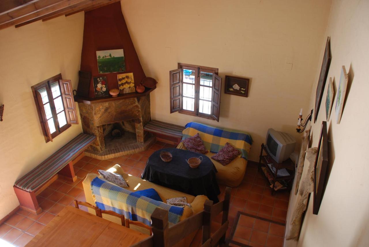 Molino Jabonero Guest House Villanueva del Trabuco Luaran gambar
