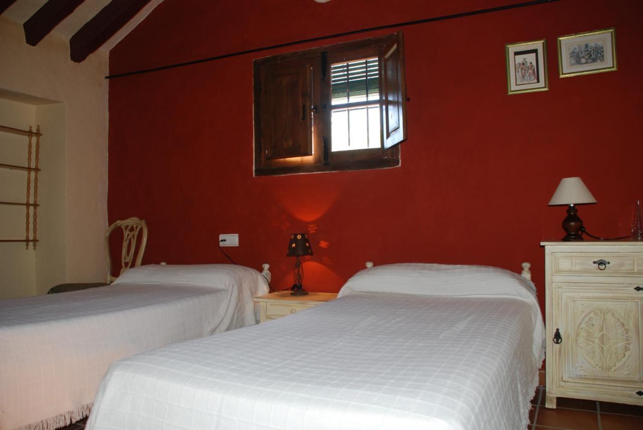 Molino Jabonero Guest House Villanueva del Trabuco Luaran gambar